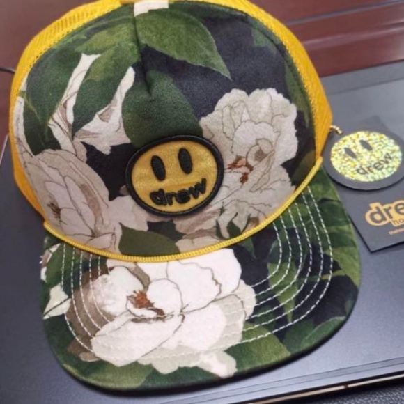 JUSTIN BIEBER X DREW HOUSE Other - 🆕DREW HOUSE: Velvet Trucker Hat